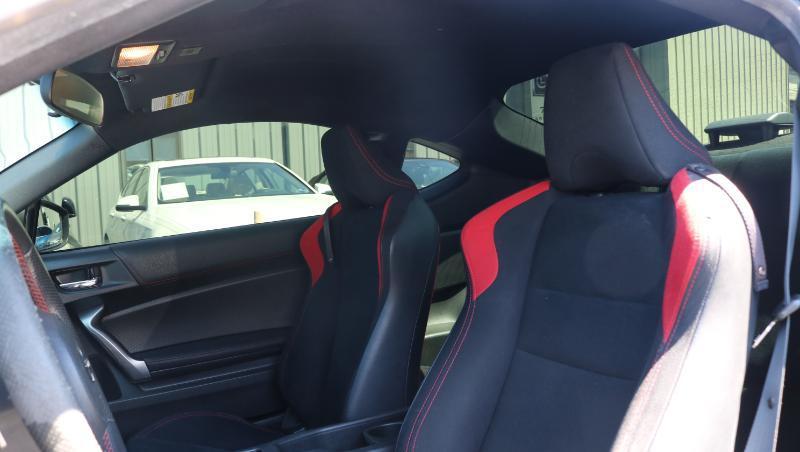 Scion FR-S 2dr Cpe Auto (Natl) 2015