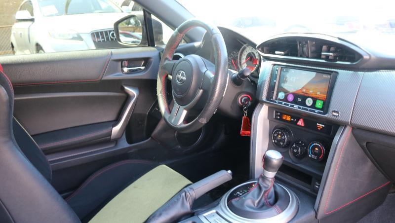 Scion FR-S 2dr Cpe Auto (Natl) 2015
