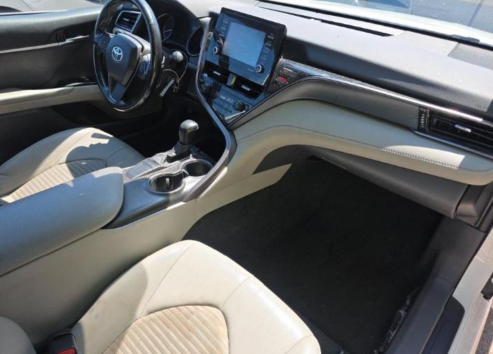 Toyota Camry SE Auto (Natl) 2022