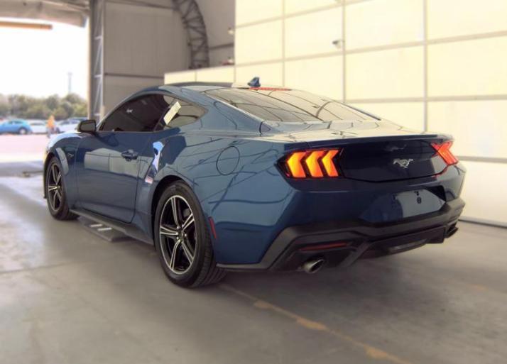 Ford Mustang EcoBoost Premium Fastback 2024