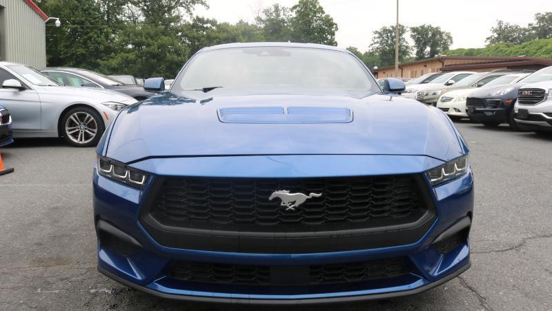 Ford Mustang EcoBoost Premium Fastback 2024