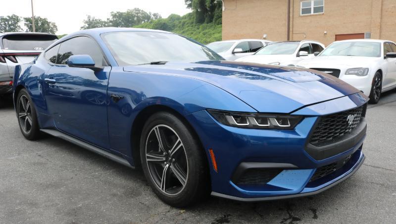 Ford Mustang EcoBoost Premium Fastback 2024