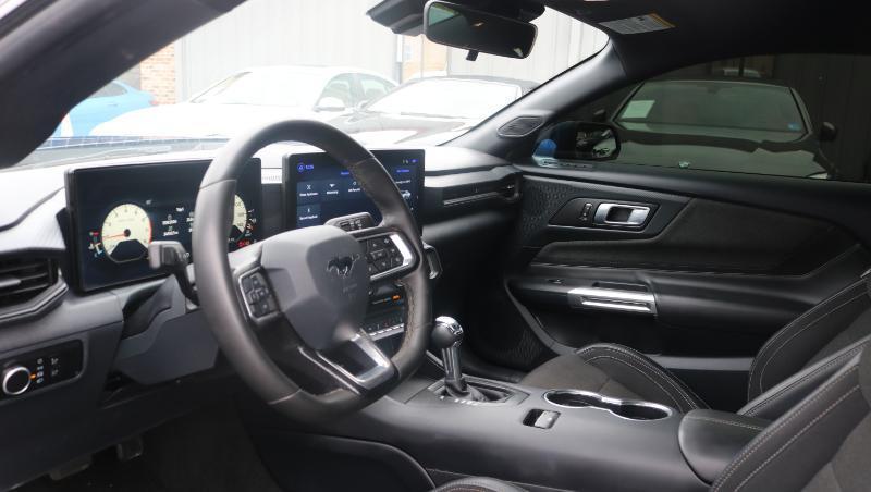 Ford Mustang EcoBoost Premium Fastback 2024