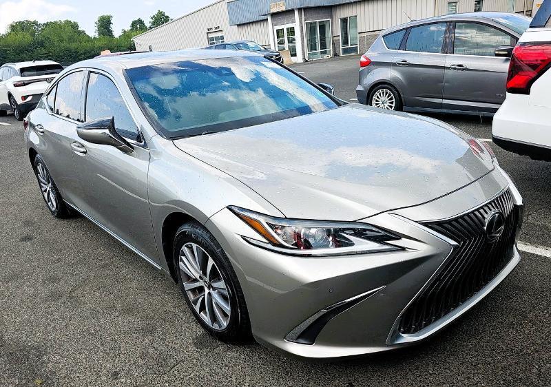 Lexus ES ES 350 FWD 2021