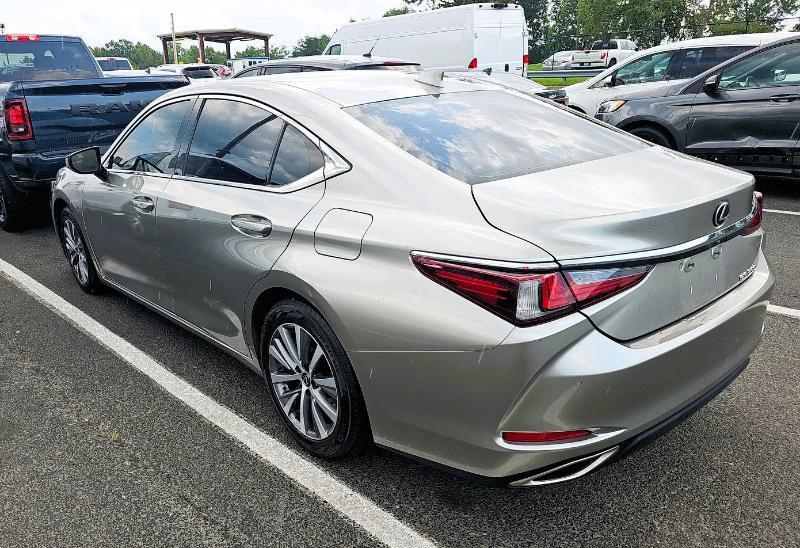 Lexus ES ES 350 FWD 2021