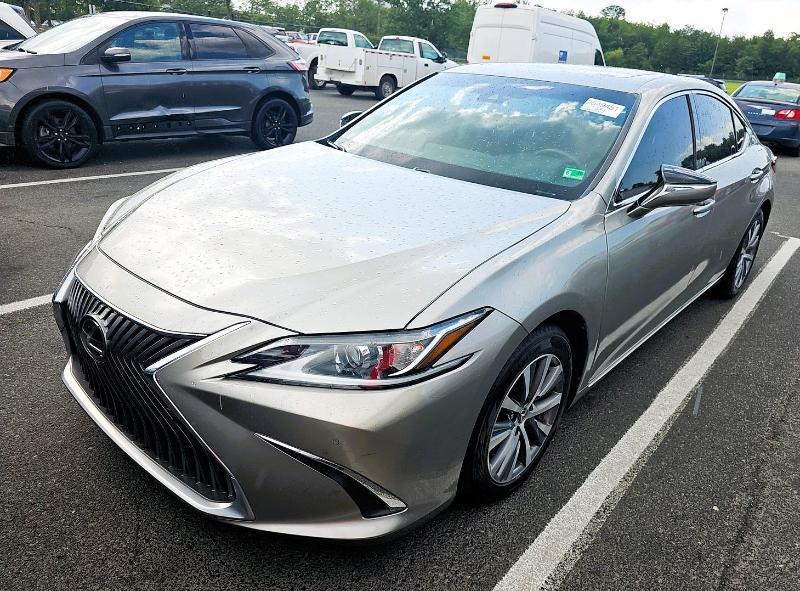 Lexus ES ES 350 FWD 2021