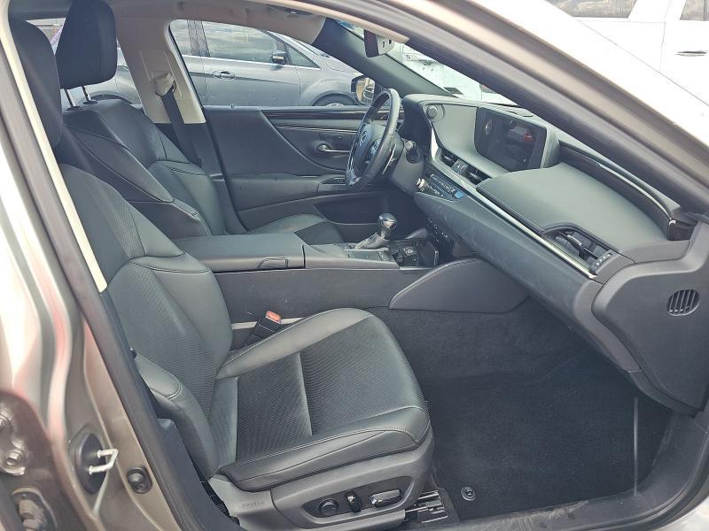 Lexus ES ES 350 FWD 2021