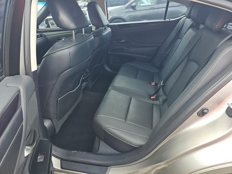 Lexus ES ES 350 FWD 2021