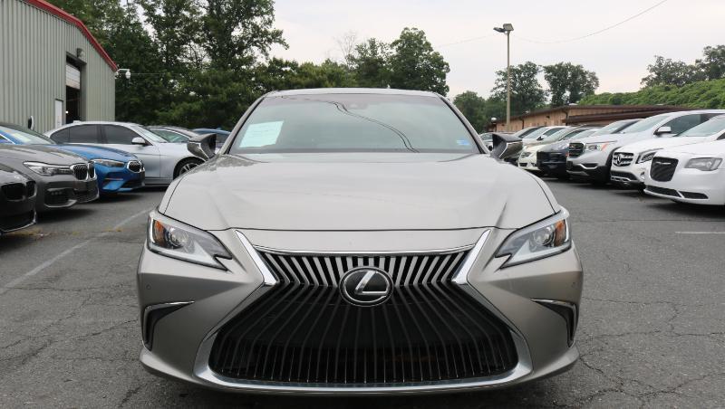 Lexus ES ES 350 FWD 2021