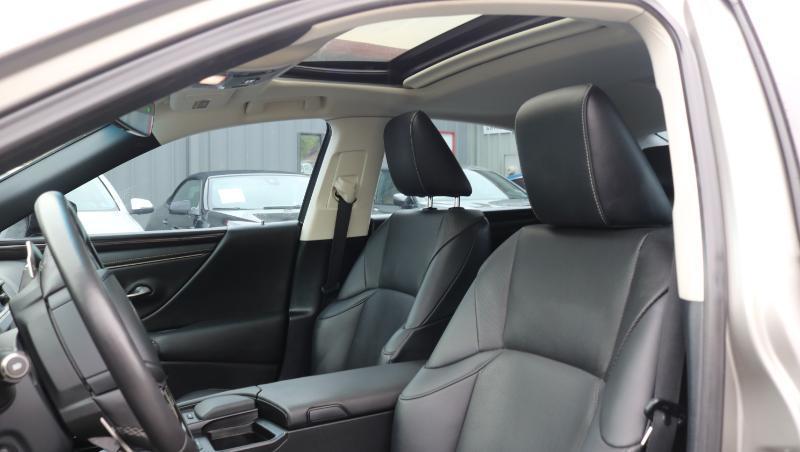 Lexus ES ES 350 FWD 2021