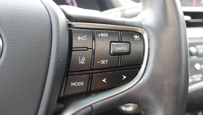 Lexus ES ES 350 FWD 2021
