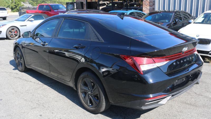 Hyundai Elantra SEL IVT 2023