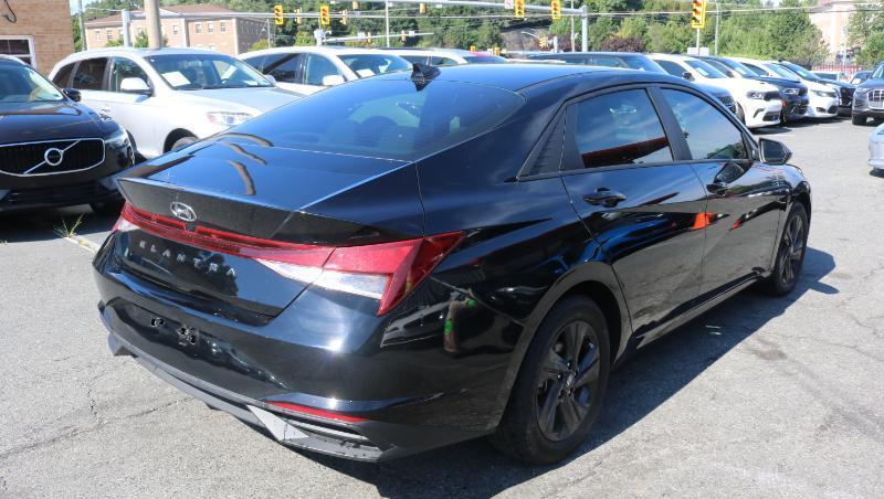Hyundai Elantra SEL IVT 2023