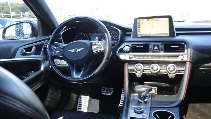 Genesis G70 2.0T Advanced RWD 2019