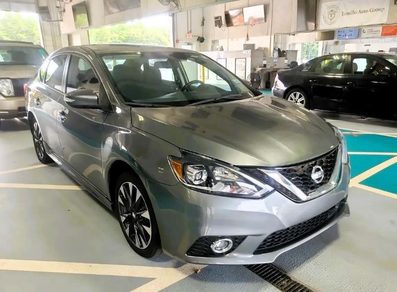 Nissan Sentra SR CVT 2019