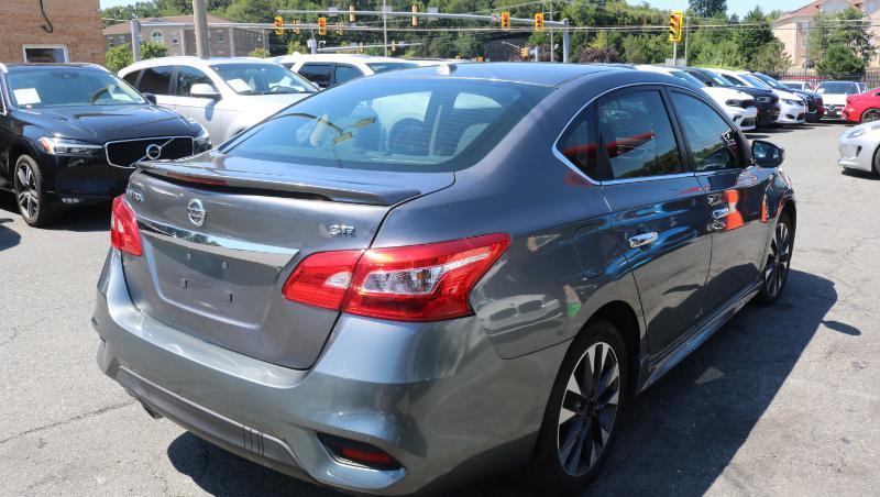 Nissan Sentra SR CVT 2019