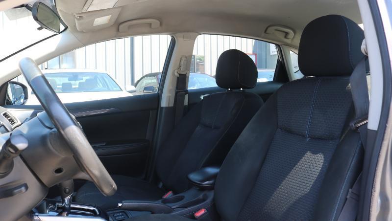 Nissan Sentra SR CVT 2019
