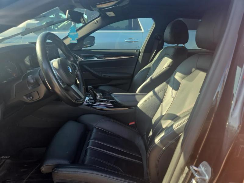 BMW 5 Series 530i xDrive Sedan 2021