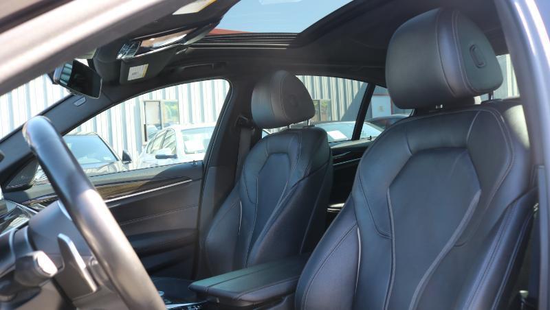 BMW 5 Series 530i xDrive Sedan 2021