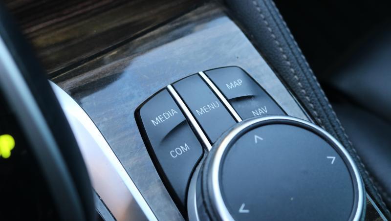 BMW 5 Series 530i xDrive Sedan 2021
