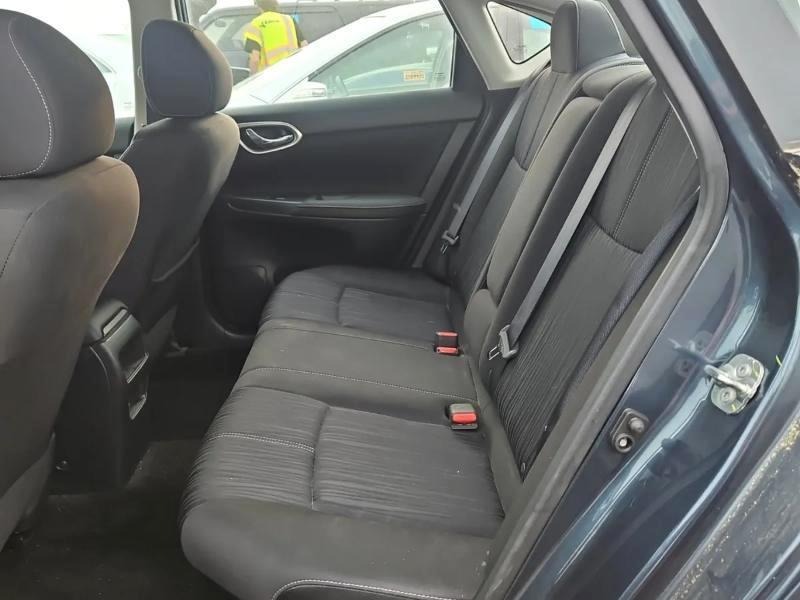 Nissan Sentra SV CVT 2017