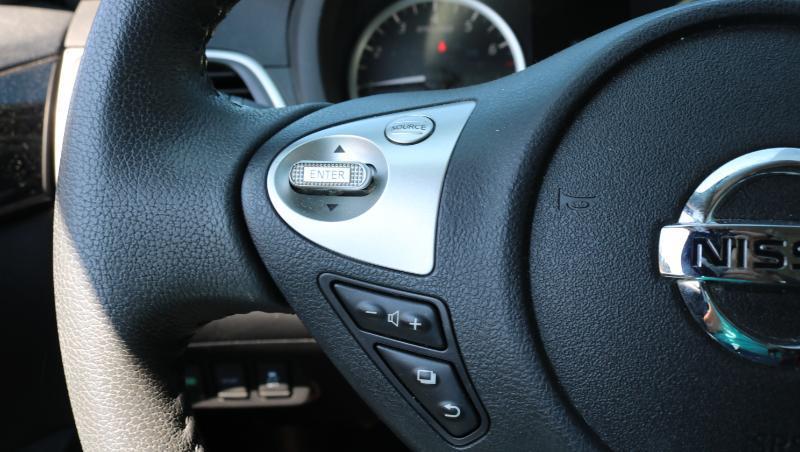 Nissan Sentra SV CVT 2017