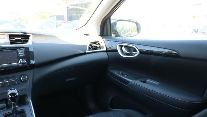 Nissan Sentra SV CVT 2017