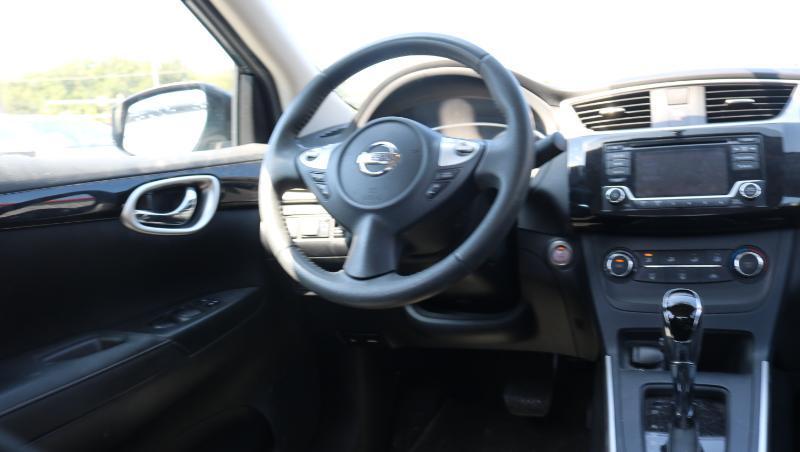 Nissan Sentra SV CVT 2017