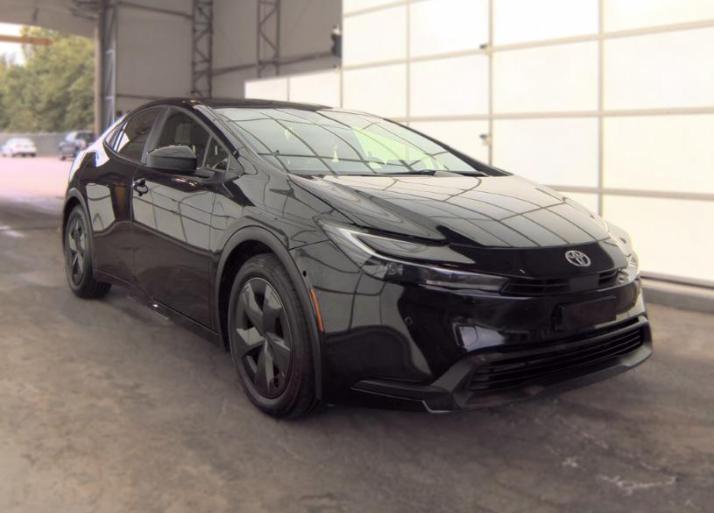 Toyota Prius LE (Natl) 2023