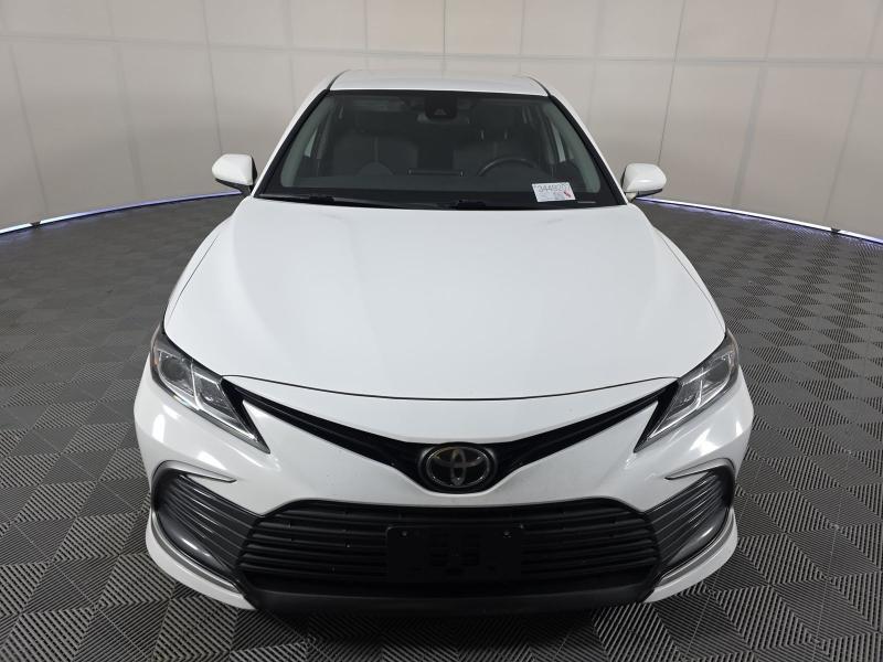 Toyota Camry LE Auto (Natl) 2022