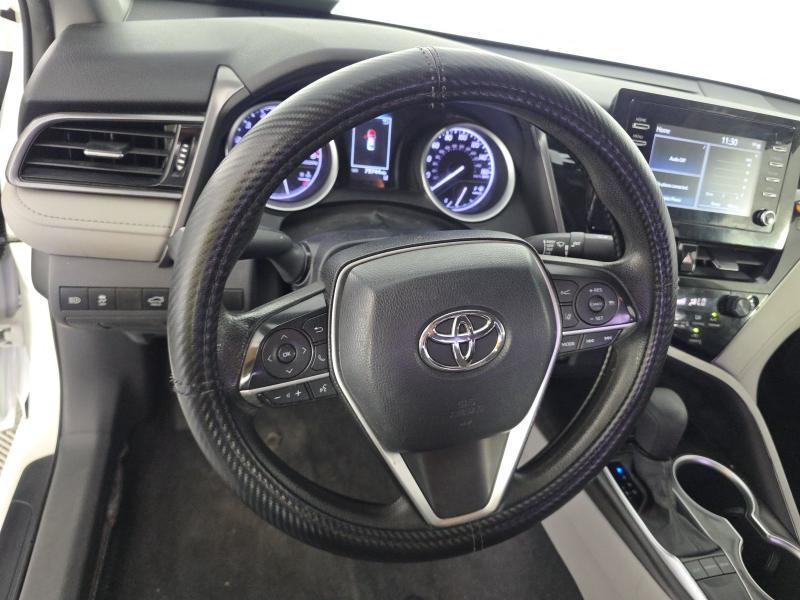 Toyota Camry LE Auto (Natl) 2022