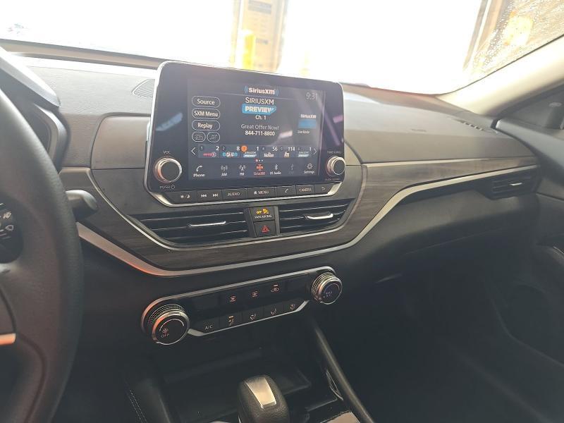 Nissan Altima 2.5 SV AWD Sedan 2023