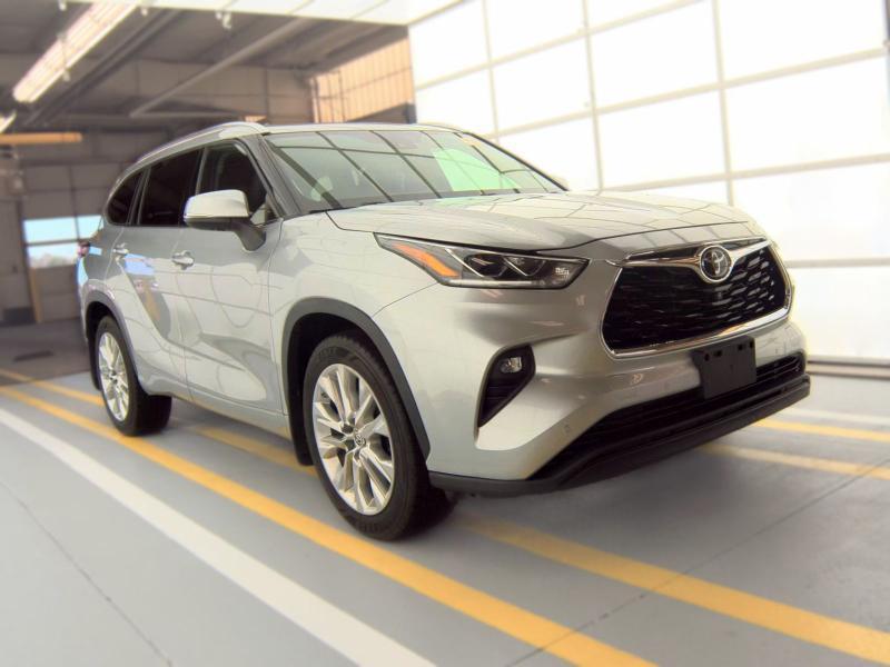 Toyota Highlander Limited AWD (Natl) 2020