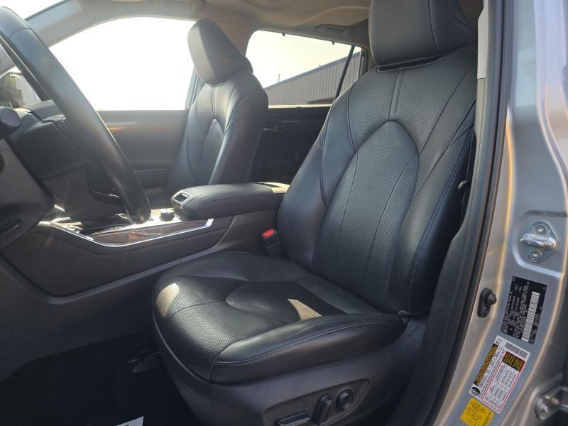 Toyota Highlander Limited AWD (Natl) 2020