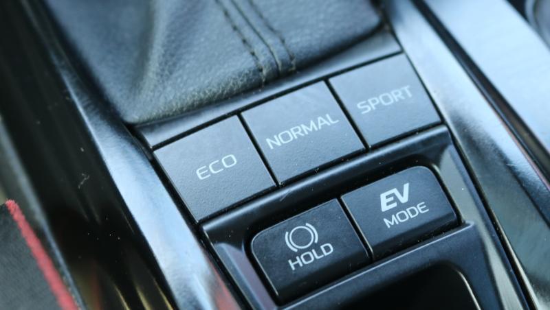 Toyota Camry SE (Natl) 2026