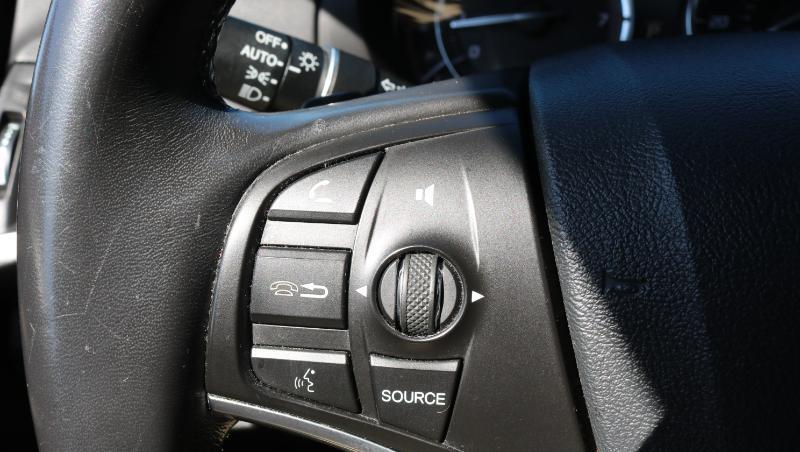 Acura MDX SH-AWD 7-Passenger 2020