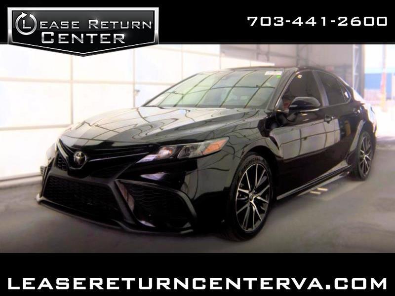 Toyota Camry SE Auto (Natl) 2024