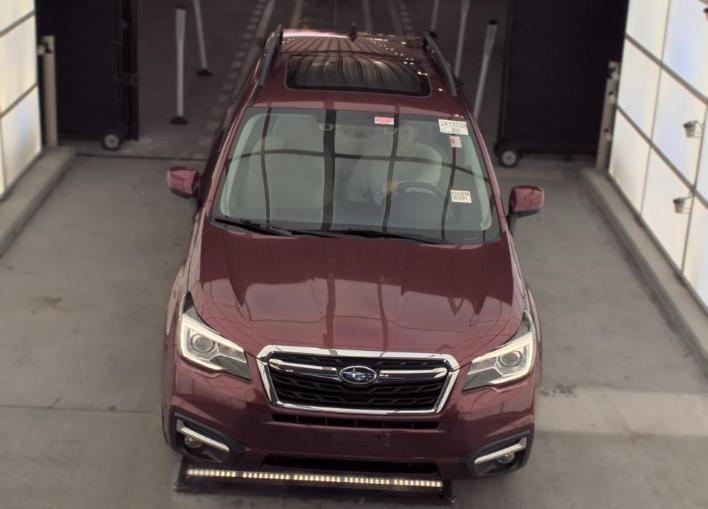 Subaru Forester 2.5i Limited CVT 2017