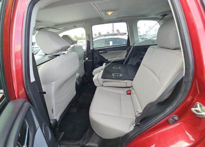 Subaru Forester 2.5i Limited CVT 2017
