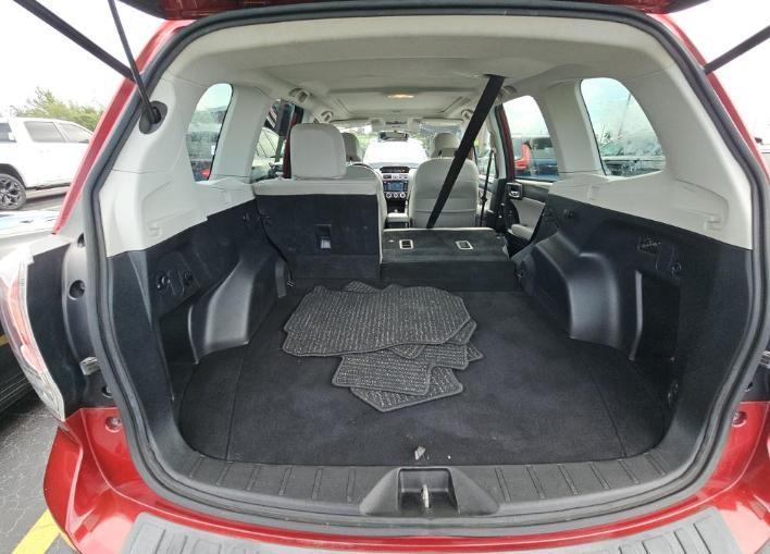 Subaru Forester 2.5i Limited CVT 2017