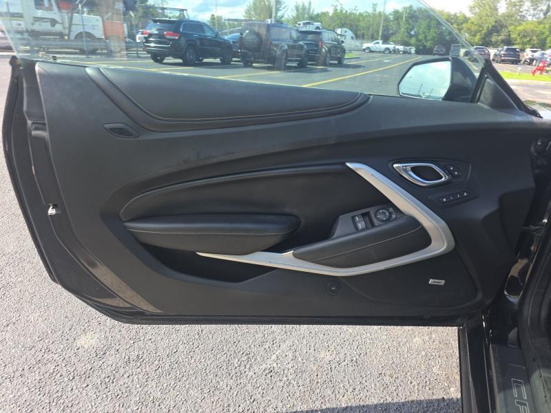 Chevrolet Camaro 2dr Cpe 2SS 2016