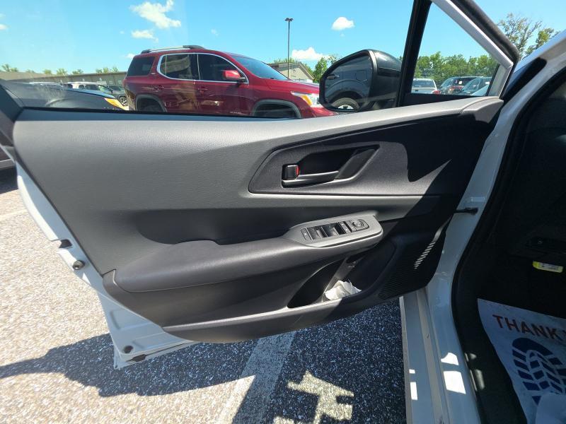 Toyota Prius LE AWD (Natl) 2024