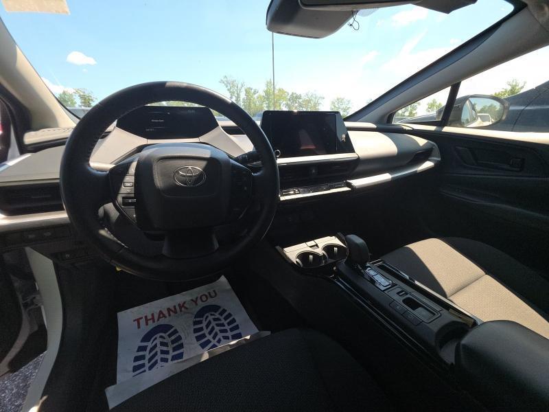 Toyota Prius LE AWD (Natl) 2024