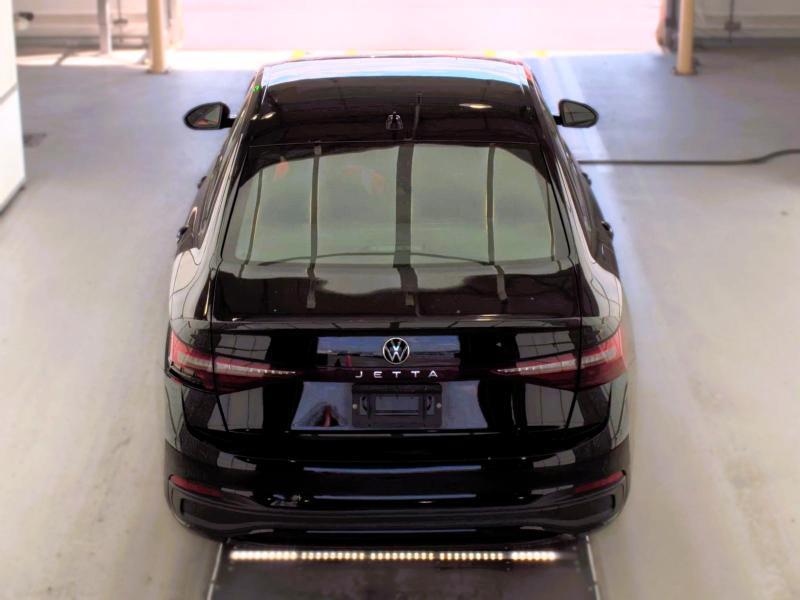 Volkswagen Jetta Sport Auto 2025