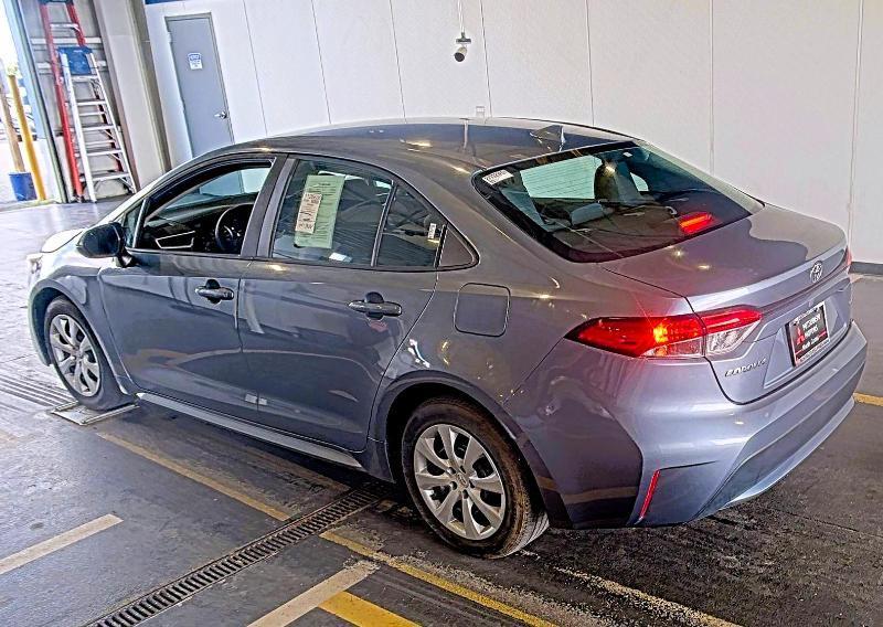 Toyota Corolla LE CVT (Natl) 2022