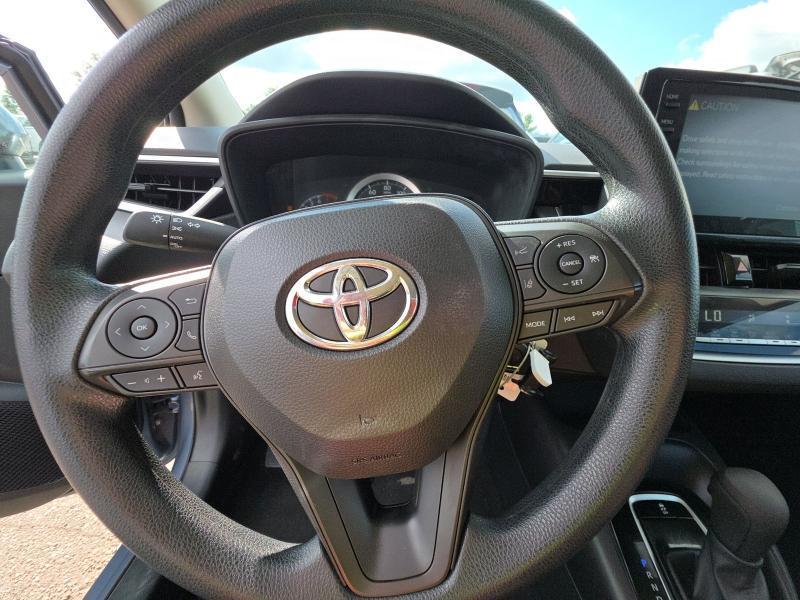 Toyota Corolla LE CVT (Natl) 2022