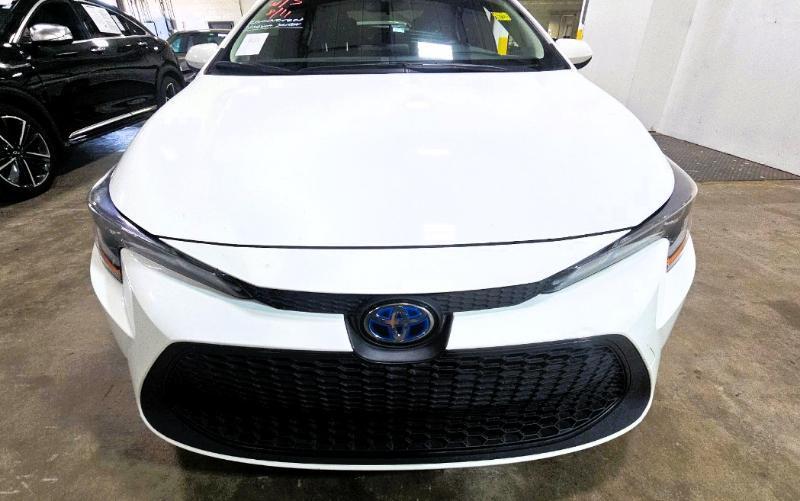 Toyota Corolla Hybrid LE CVT (Natl) 2022