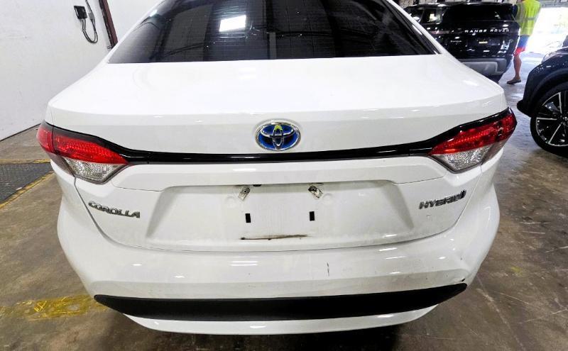 Toyota Corolla Hybrid LE CVT (Natl) 2022