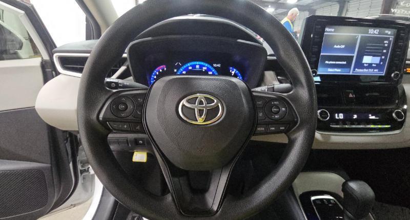 Toyota Corolla Hybrid LE CVT (Natl) 2022