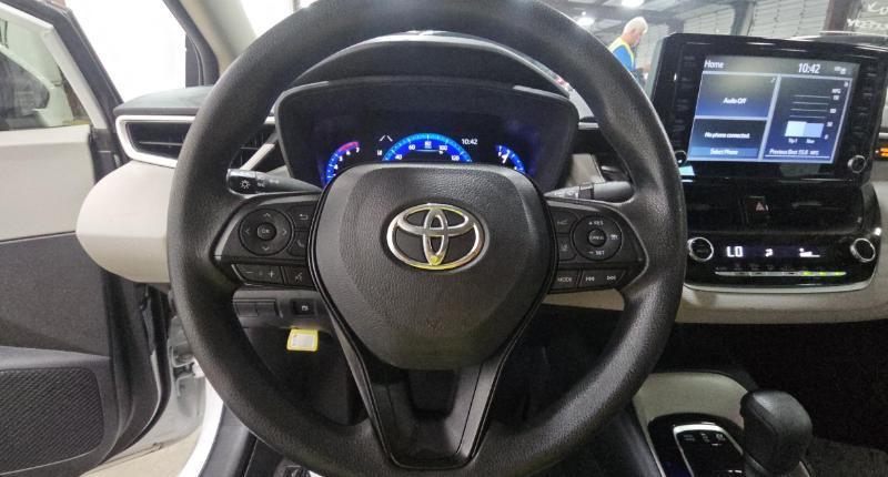Toyota Corolla LE CVT (Natl) 2022